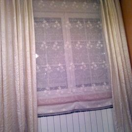 Confecciones Juanbe ventana con cortinas